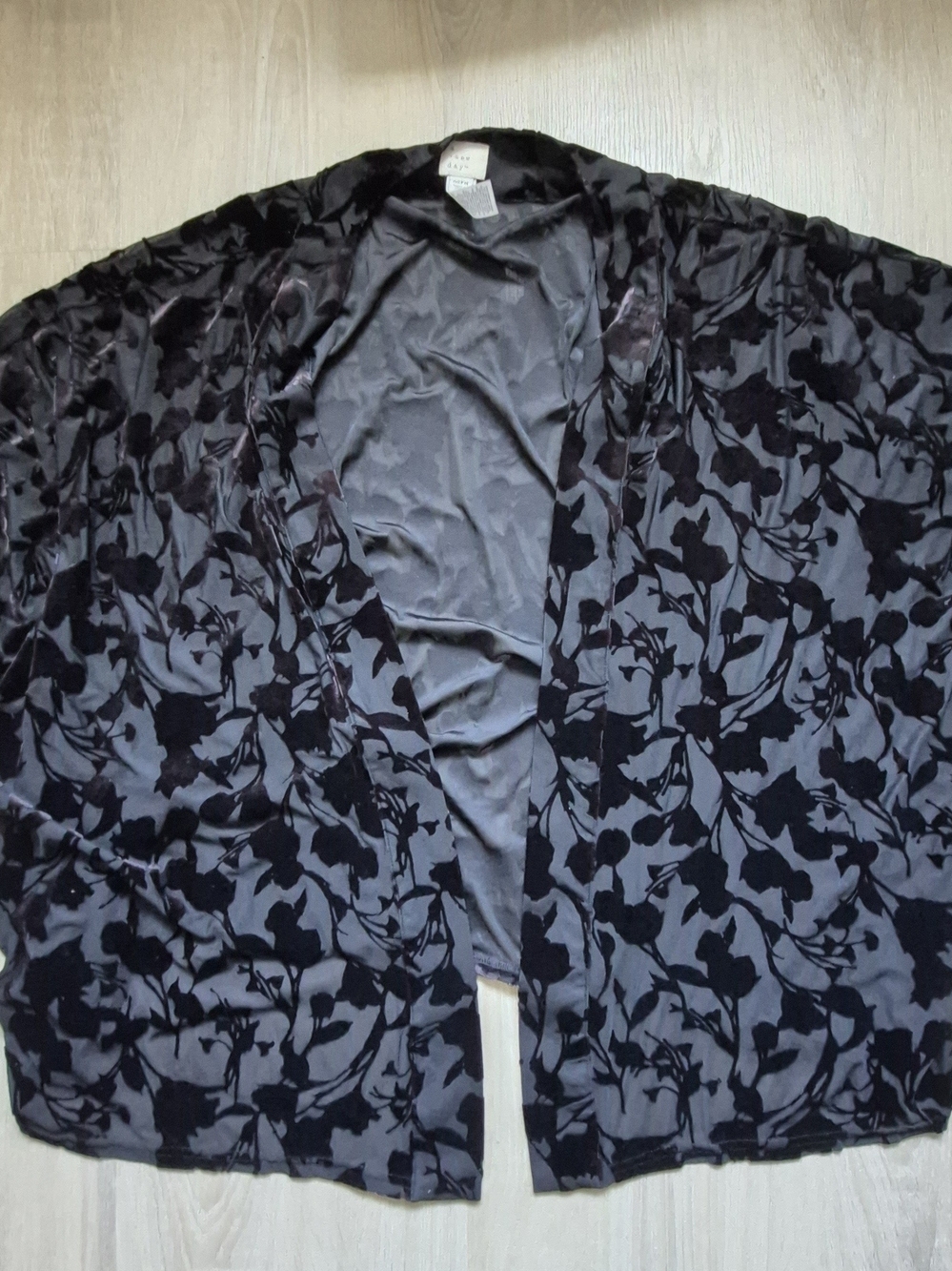 Women’s A New Day Black Velvet Kimono